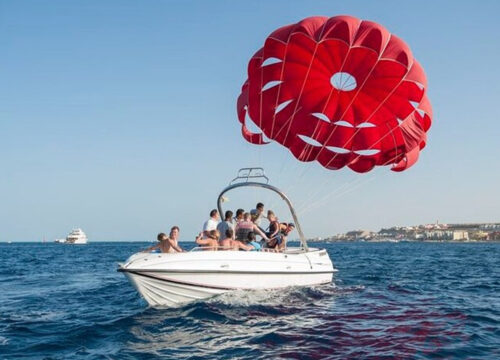 Parasailing in Hurghada